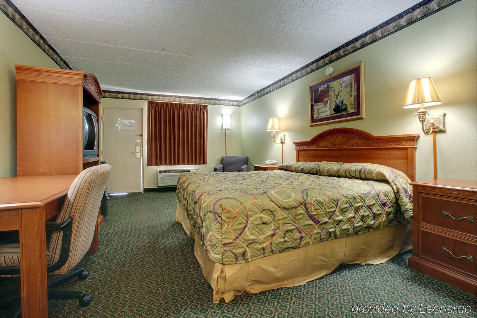 Americas Best Value Inn St. Louis Downtown Екстер'єр фото